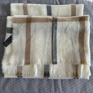 Zara rectangular scarf